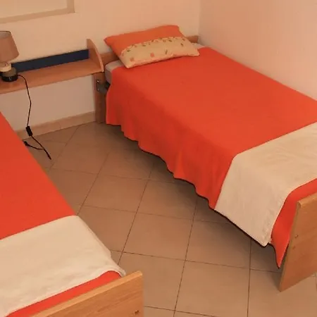 Guest House Lloret De Mar Πανσιόν *