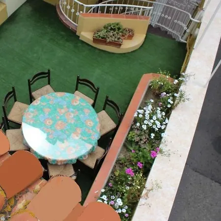 Πανσιόν Guest House Lloret De Mar Λορέτ Ντε Μαρ
